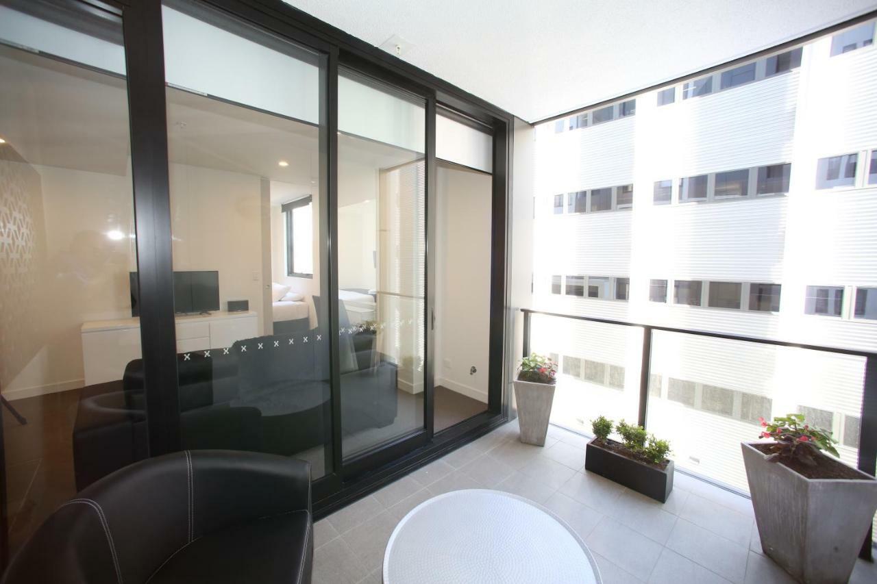 Arena On The Beach Apartment Newcastle Exterior photo
